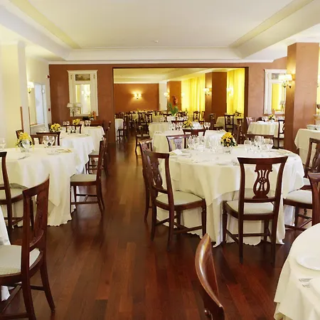 Hotel Grand Bonaccorsi 4*